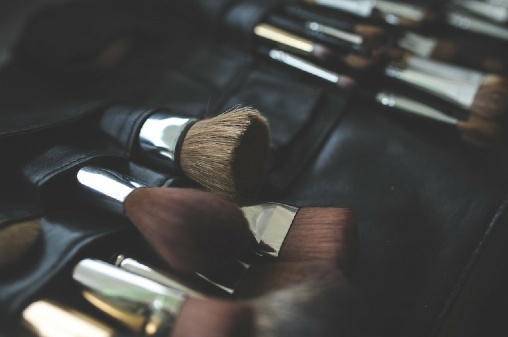 Makeup brushes